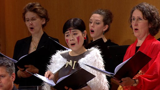 Sängerinnen des WDR Rundfunkchores bei dem Konzert "Anime mal anders"